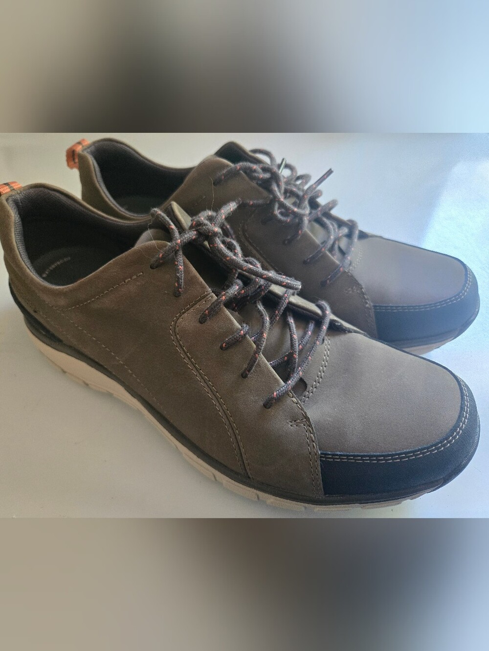 Clarks Unstructured WaveWalk Women’s 9.5M Brown Leather Comfort Walking Shoes